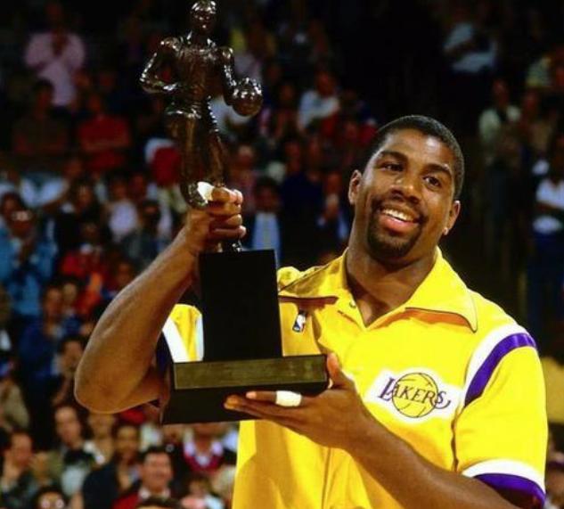 使得接球即 使得接球即